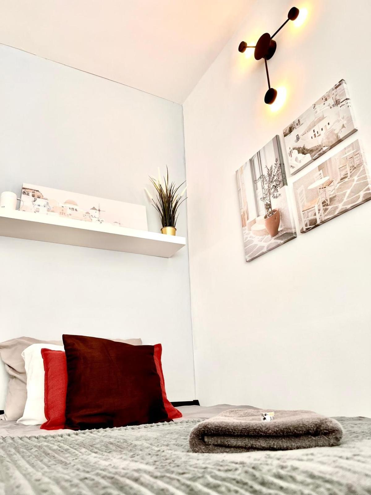 Super 1 Bed Room Condo In Warszawa Center Kültér fotó